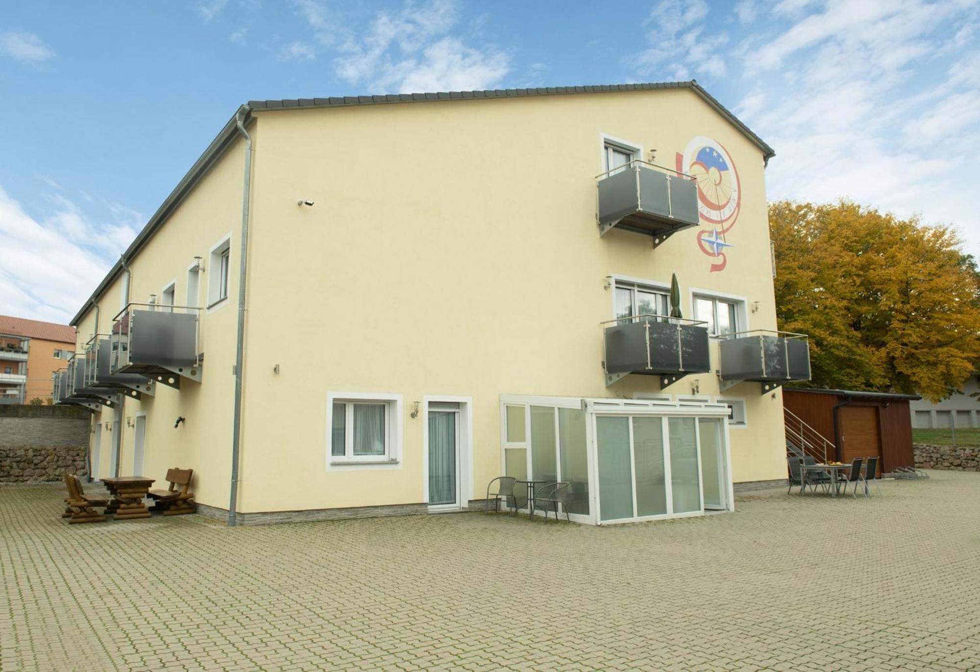 Boardinghouse Schellenberg Hotel Donauwörth Екстериор снимка