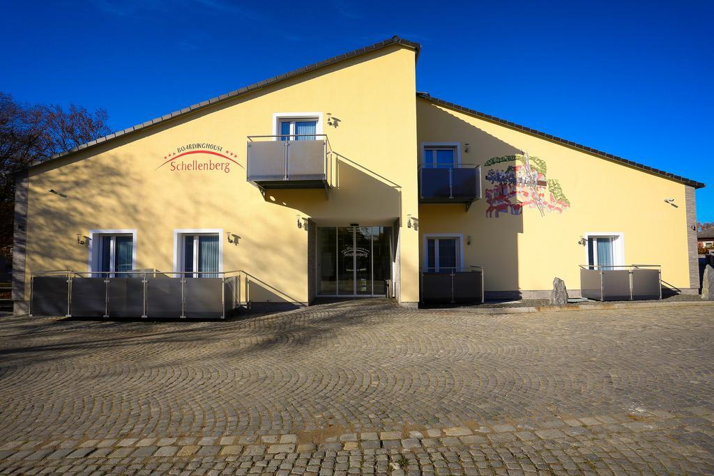 Boardinghouse Schellenberg Hotel Donauwörth Екстериор снимка